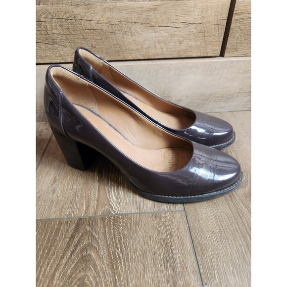 Clarks Womens Tatah Sofia Pump Heels Size 8 Plum Brown Patent Leather - Picture 5 of 9
